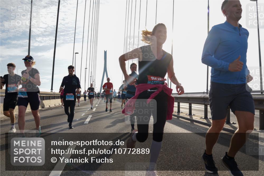 03.10.2026 - Köhlbrandbrückenlauf Yannick Fuchs http://msf.ph/oto/10772889 03.10.2026 09:30:26 Position 1  meine-sportfotos.de