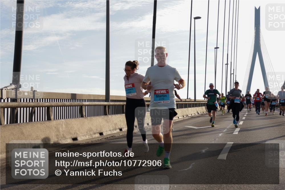 03.10.2026 - Köhlbrandbrückenlauf Yannick Fuchs http://msf.ph/oto/10772906 03.10.2026 09:30:34 Position 1 2402, 2179 meine-sportfotos.de