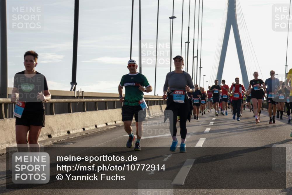 03.10.2026 - Köhlbrandbrückenlauf Yannick Fuchs http://msf.ph/oto/10772914 03.10.2026 09:30:36 Position 1  meine-sportfotos.de