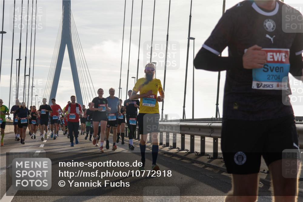 03.10.2026 - Köhlbrandbrückenlauf Yannick Fuchs http://msf.ph/oto/10772918 03.10.2026 09:30:37 Position 1 3019, 2704 meine-sportfotos.de