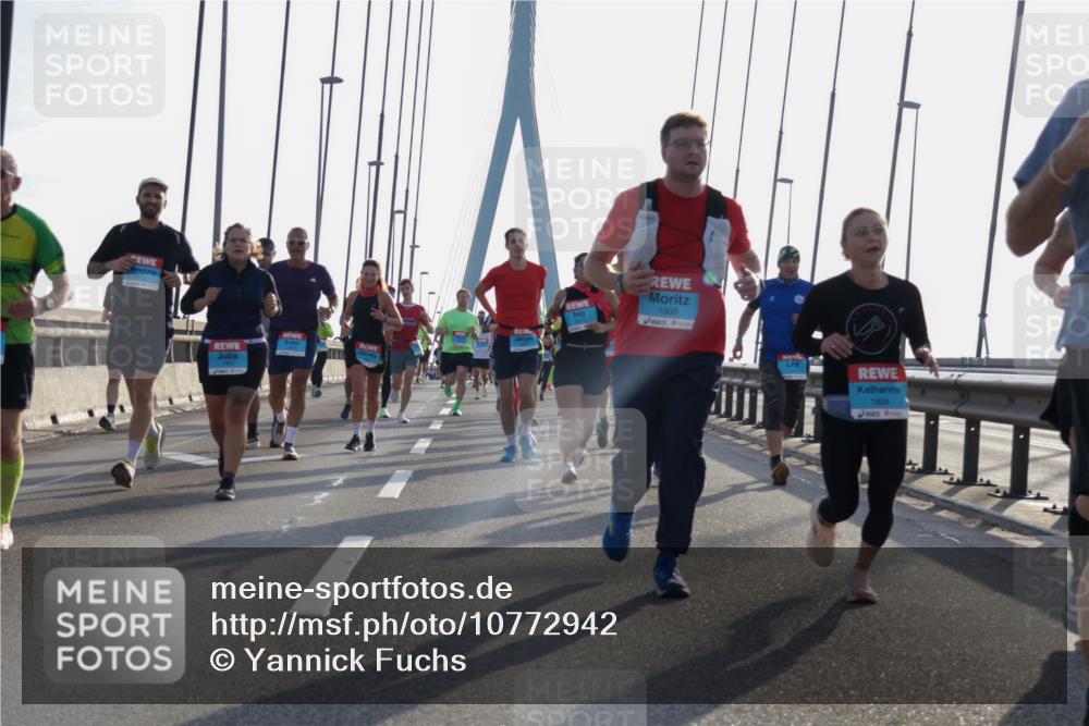 03.10.2026 - Köhlbrandbrückenlauf Yannick Fuchs http://msf.ph/oto/10772942 03.10.2026 09:30:42 Position 1 1805, 1804 meine-sportfotos.de
