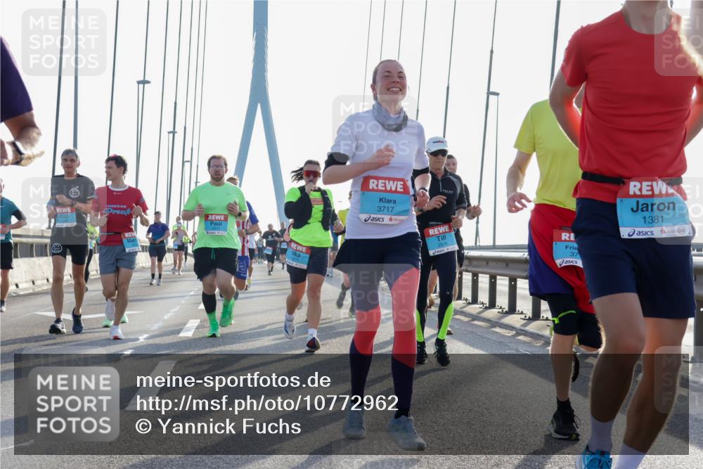 03.10.2026 - Köhlbrandbrückenlauf Yannick Fuchs http://msf.ph/oto/10772962 03.10.2026 09:30:47 Position 1 3717, 2518, 37, 1381 meine-sportfotos.de