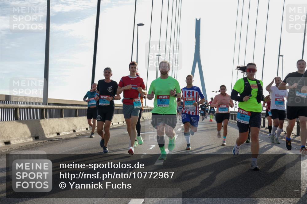 03.10.2026 - Köhlbrandbrückenlauf Yannick Fuchs http://msf.ph/oto/10772967 03.10.2026 09:30:49 Position 1 1441, 2915, 1879 meine-sportfotos.de