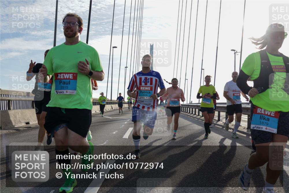 03.10.2026 - Köhlbrandbrückenlauf Yannick Fuchs http://msf.ph/oto/10772974 03.10.2026 09:30:50 Position 1 1208, 2915, 1441, 3336, 1879 meine-sportfotos.de