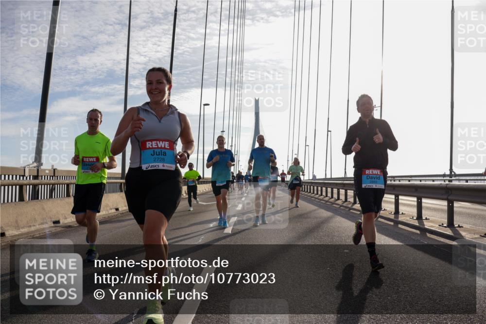 03.10.2026 - Köhlbrandbrückenlauf Yannick Fuchs http://msf.ph/oto/10773023 03.10.2026 09:31:02 Position 1 2728, 2893 meine-sportfotos.de