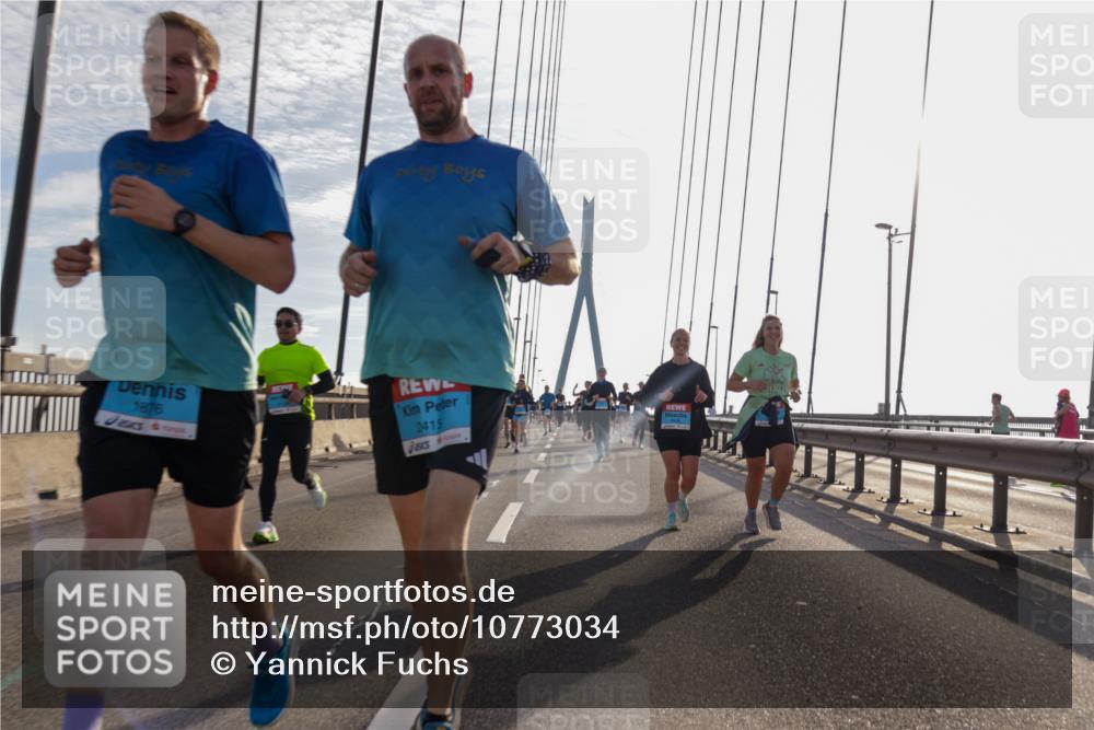 03.10.2026 - Köhlbrandbrückenlauf Yannick Fuchs http://msf.ph/oto/10773034 03.10.2026 09:31:03 Position 1 1876, 2415 meine-sportfotos.de