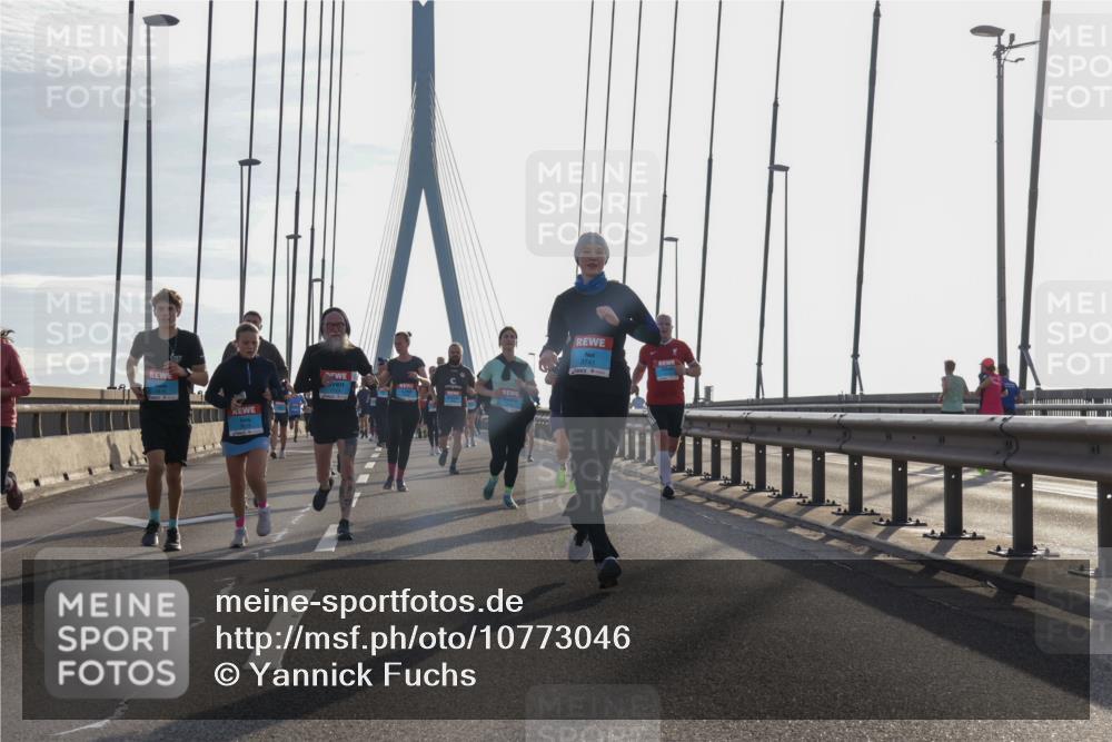 03.10.2026 - Köhlbrandbrückenlauf Yannick Fuchs http://msf.ph/oto/10773046 03.10.2026 09:31:06 Position 1 3741 meine-sportfotos.de