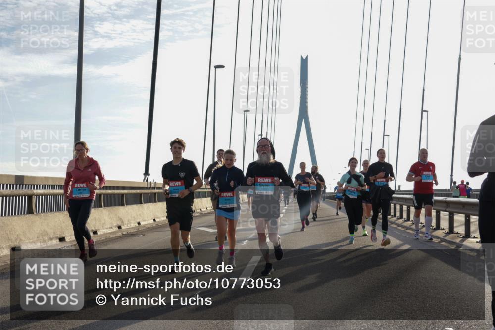 03.10.2026 - Köhlbrandbrückenlauf Yannick Fuchs http://msf.ph/oto/10773053 03.10.2026 09:31:08 Position 1 3816, 1729 meine-sportfotos.de