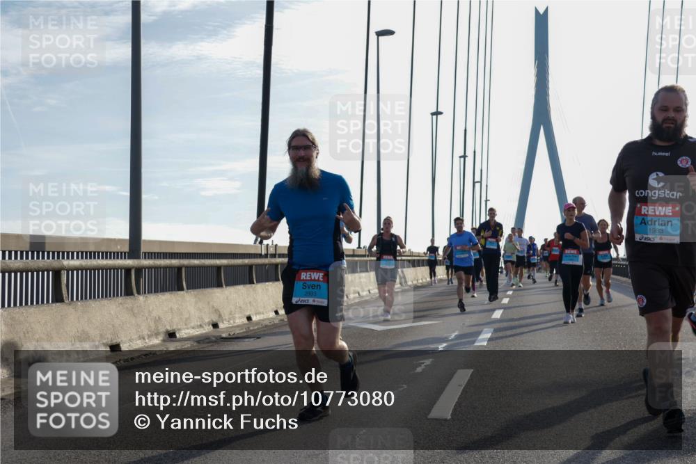 03.10.2026 - Köhlbrandbrückenlauf Yannick Fuchs http://msf.ph/oto/10773080 03.10.2026 09:31:13 Position 1 2693, 1983 meine-sportfotos.de