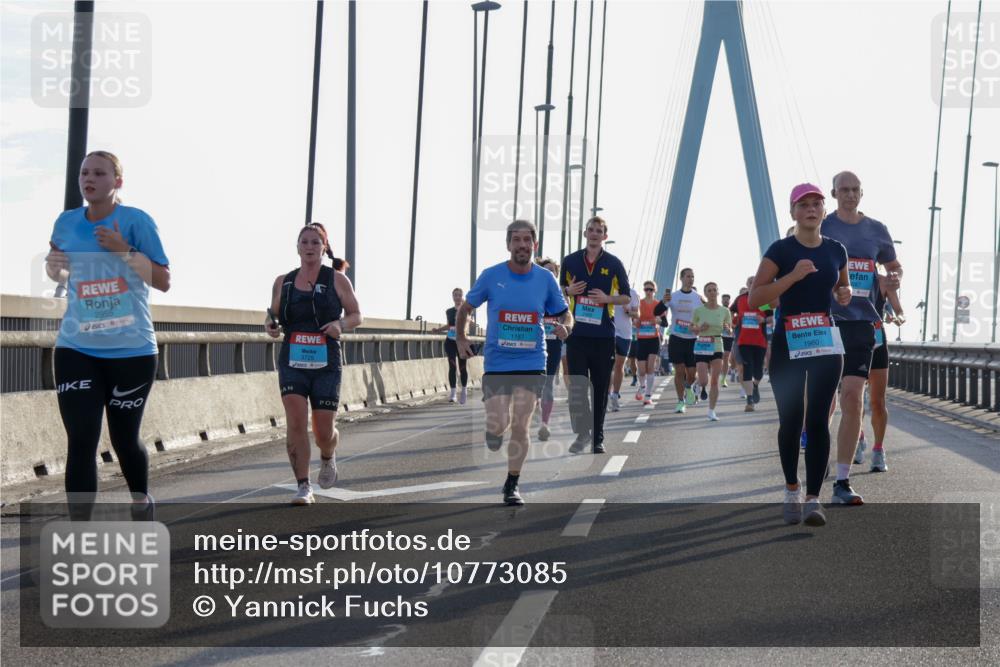 03.10.2026 - Köhlbrandbrückenlauf Yannick Fuchs http://msf.ph/oto/10773085 03.10.2026 09:31:14 Position 1 2955, 1187, 1960 meine-sportfotos.de