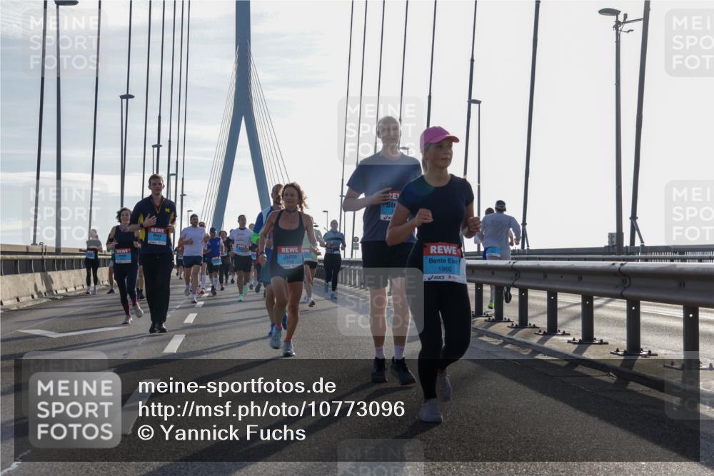 03.10.2026 - Köhlbrandbrückenlauf Yannick Fuchs http://msf.ph/oto/10773096 03.10.2026 09:31:16 Position 1 1960 meine-sportfotos.de