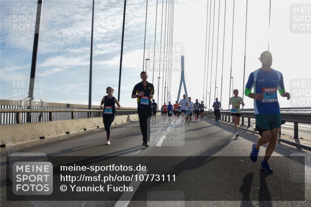 03.10.2026 - Köhlbrandbrückenlauf Yannick Fuchs http://msf.ph/oto/10773111 03.10.2026 09:31:20 Position 1 1455 meine-sportfotos.de