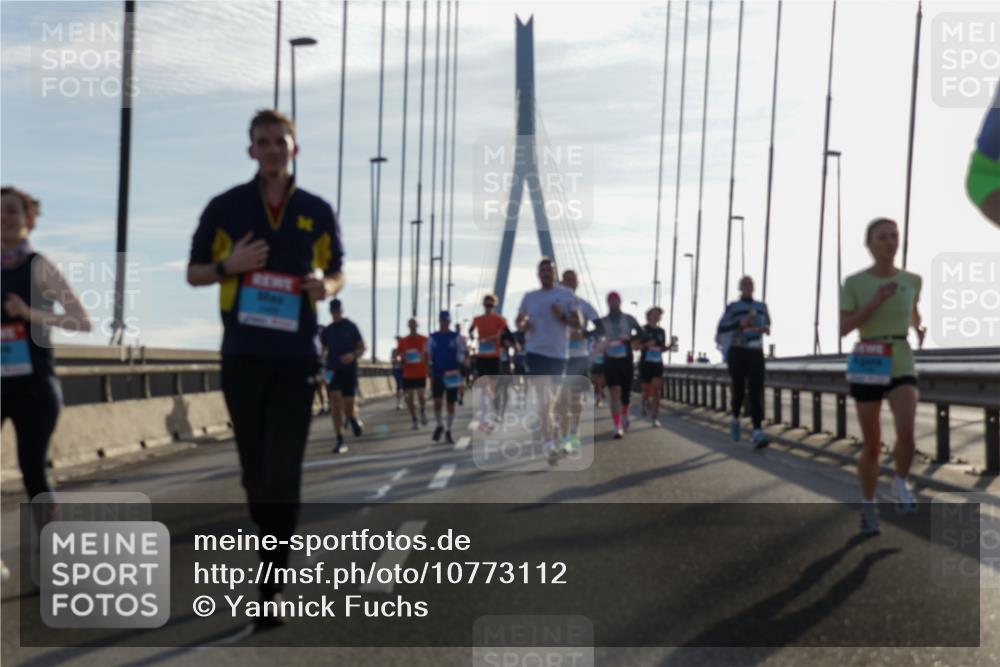 03.10.2026 - Köhlbrandbrückenlauf Yannick Fuchs http://msf.ph/oto/10773112 03.10.2026 09:31:20 Position 1  meine-sportfotos.de