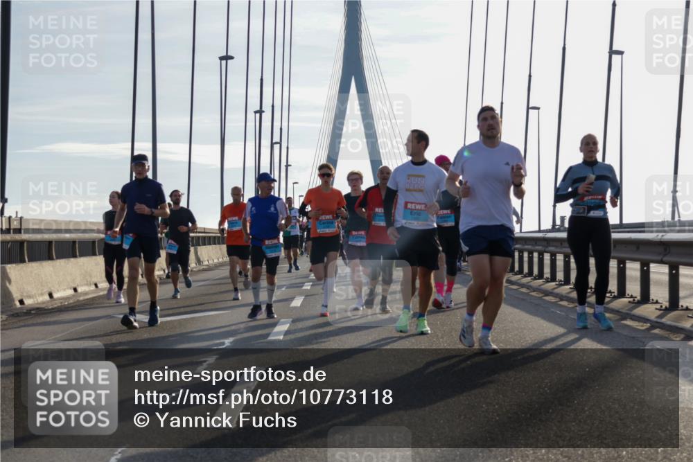 03.10.2026 - Köhlbrandbrückenlauf Yannick Fuchs http://msf.ph/oto/10773118 03.10.2026 09:31:21 Position 1  meine-sportfotos.de