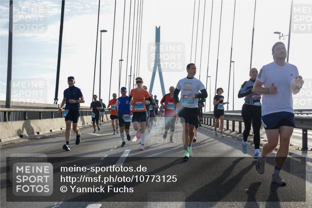03.10.2026 - Köhlbrandbrückenlauf Yannick Fuchs http://msf.ph/oto/10773125 03.10.2026 09:31:23 Position 1  meine-sportfotos.de