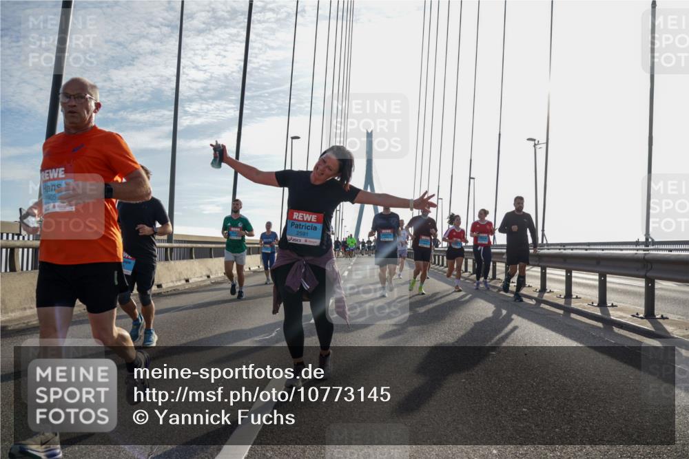 03.10.2026 - Köhlbrandbrückenlauf Yannick Fuchs http://msf.ph/oto/10773145 03.10.2026 09:31:27 Position 1 2905, 2591 meine-sportfotos.de