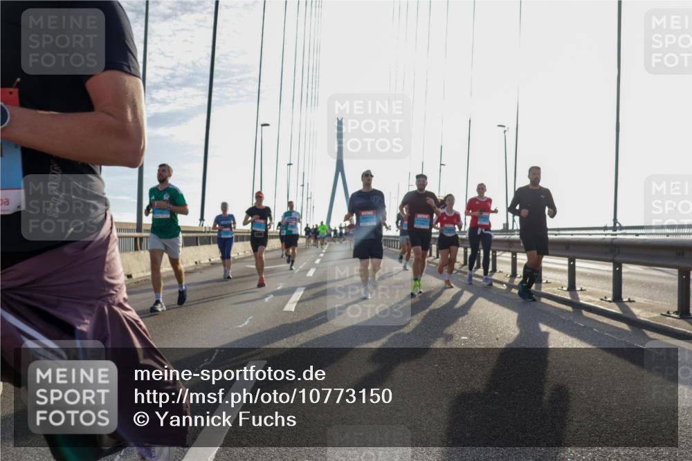 03.10.2026 - Köhlbrandbrückenlauf Yannick Fuchs http://msf.ph/oto/10773150 03.10.2026 09:31:28 Position 1  meine-sportfotos.de