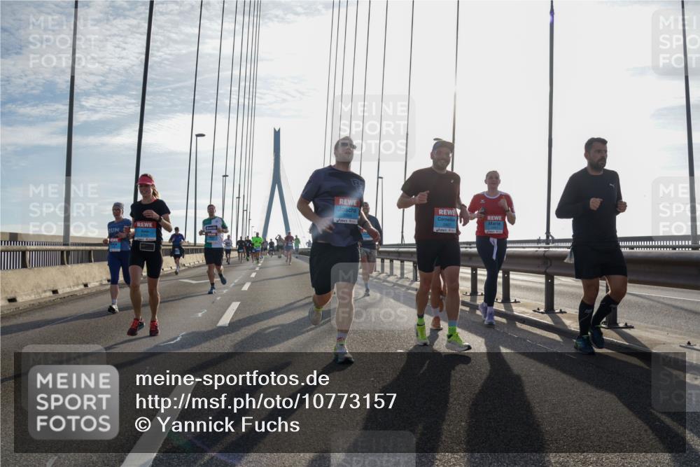 03.10.2026 - Köhlbrandbrückenlauf Yannick Fuchs http://msf.ph/oto/10773157 03.10.2026 09:31:29 Position 1  meine-sportfotos.de