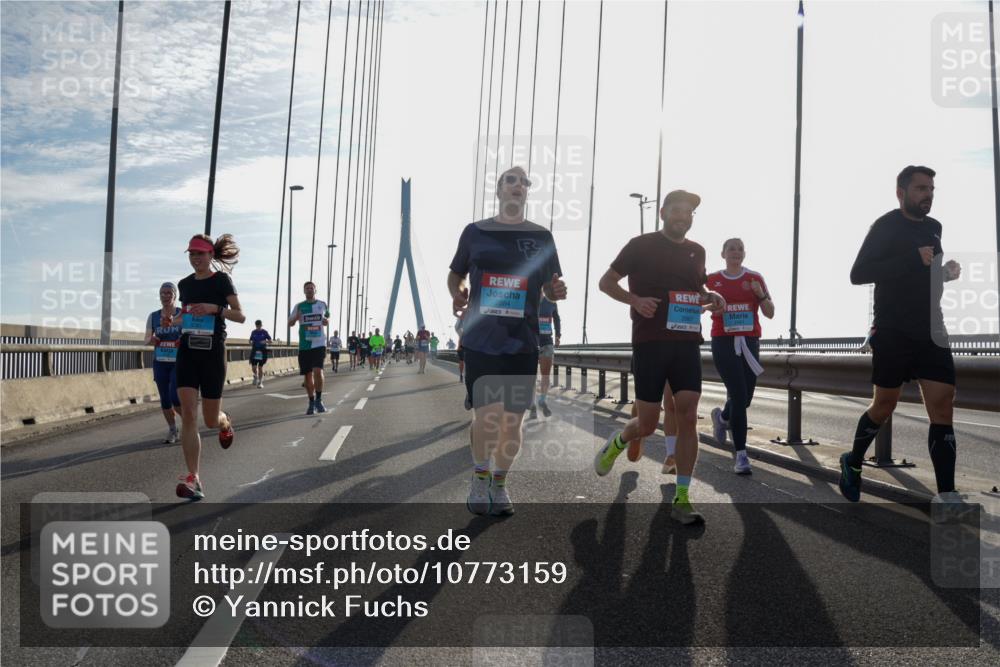 03.10.2026 - Köhlbrandbrückenlauf Yannick Fuchs http://msf.ph/oto/10773159 03.10.2026 09:31:29 Position 1 2884 meine-sportfotos.de