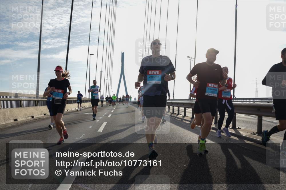 03.10.2026 - Köhlbrandbrückenlauf Yannick Fuchs http://msf.ph/oto/10773161 03.10.2026 09:31:29 Position 1 2884, 2867 meine-sportfotos.de