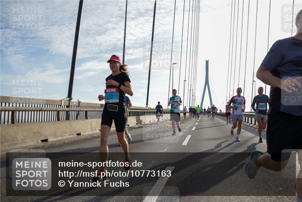 03.10.2026 - Köhlbrandbrückenlauf Yannick Fuchs http://msf.ph/oto/10773163 03.10.2026 09:31:30 Position 1 3785 meine-sportfotos.de