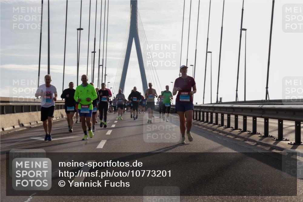 03.10.2026 - Köhlbrandbrückenlauf Yannick Fuchs http://msf.ph/oto/10773201 03.10.2026 09:31:35 Position 1  meine-sportfotos.de