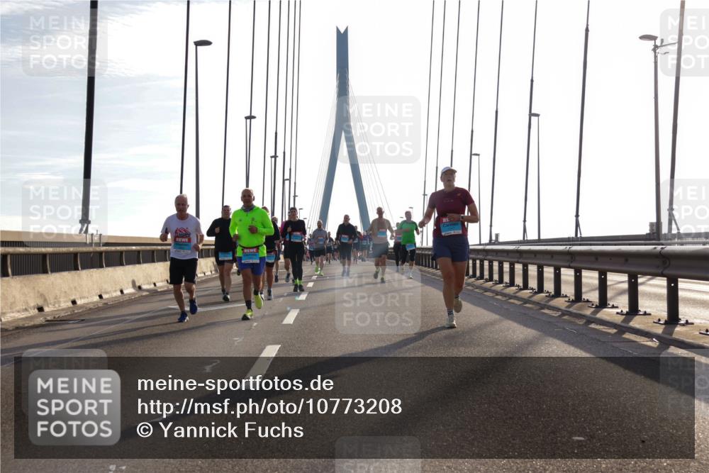 03.10.2026 - Köhlbrandbrückenlauf Yannick Fuchs http://msf.ph/oto/10773208 03.10.2026 09:31:35 Position 1 1 meine-sportfotos.de
