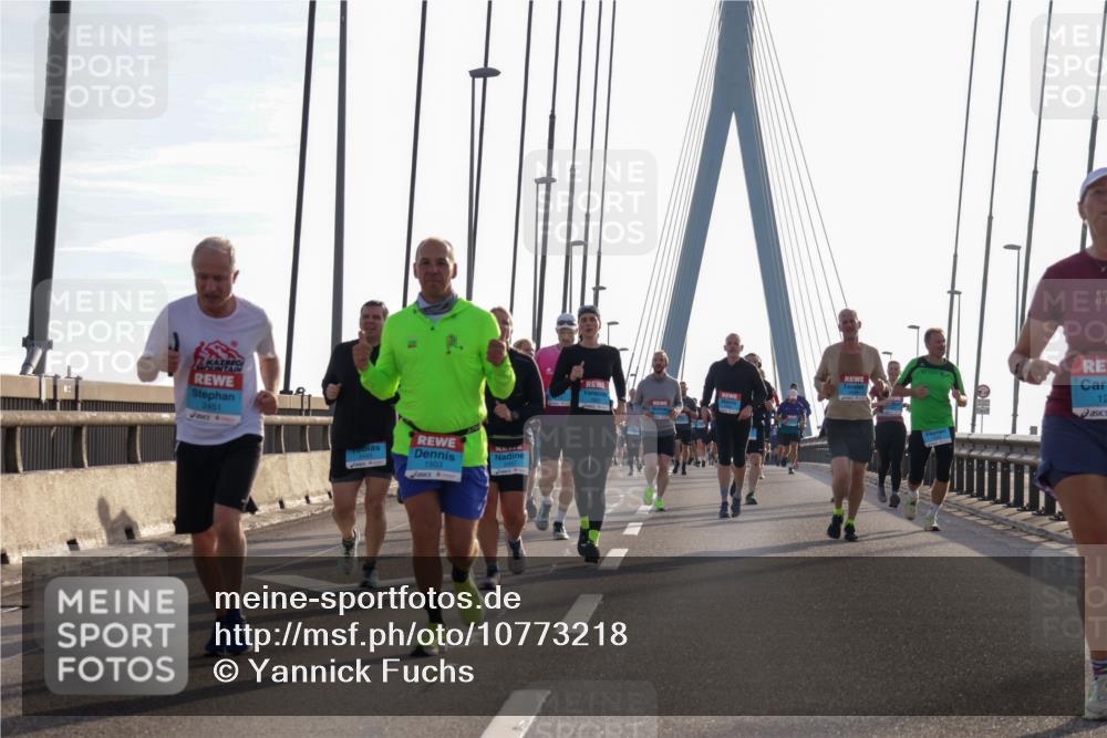 03.10.2026 - Köhlbrandbrückenlauf Yannick Fuchs http://msf.ph/oto/10773218 03.10.2026 09:31:36 Position 1 2451, 1503, 42, 1, 12 meine-sportfotos.de