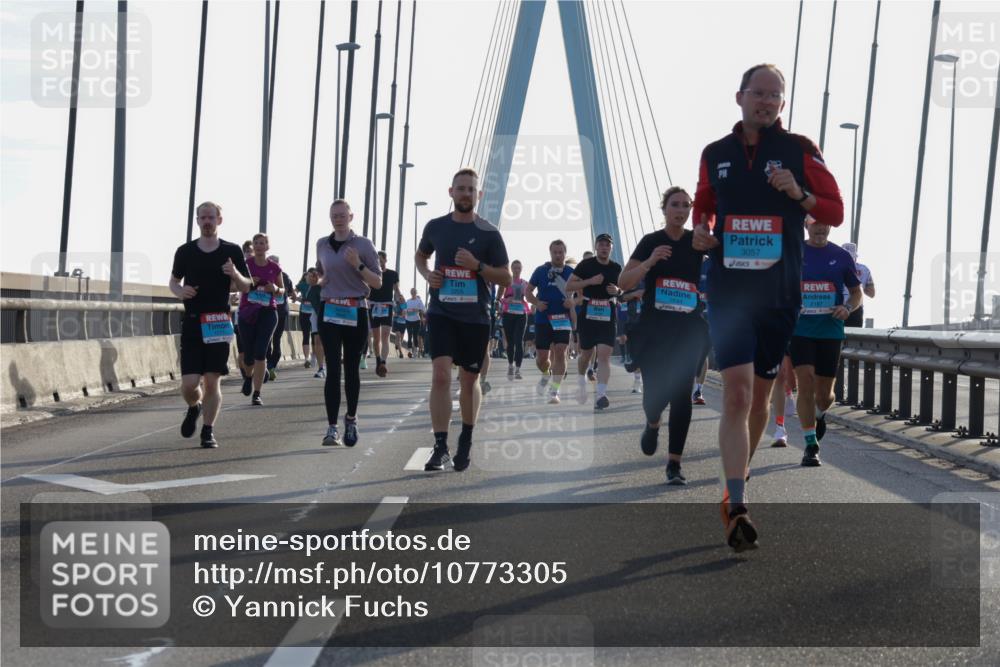 03.10.2026 - Köhlbrandbrückenlauf Yannick Fuchs http://msf.ph/oto/10773305 03.10.2026 09:31:48 Position 1 3057 meine-sportfotos.de