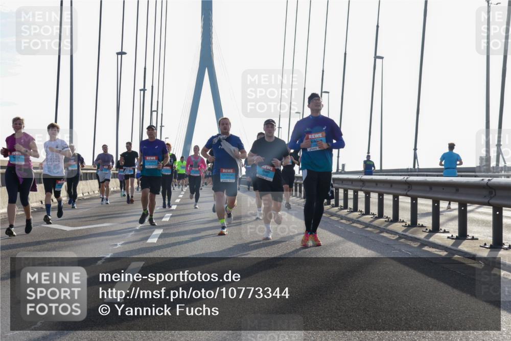 03.10.2026 - Köhlbrandbrückenlauf Yannick Fuchs http://msf.ph/oto/10773344 03.10.2026 09:31:54 Position 1  meine-sportfotos.de