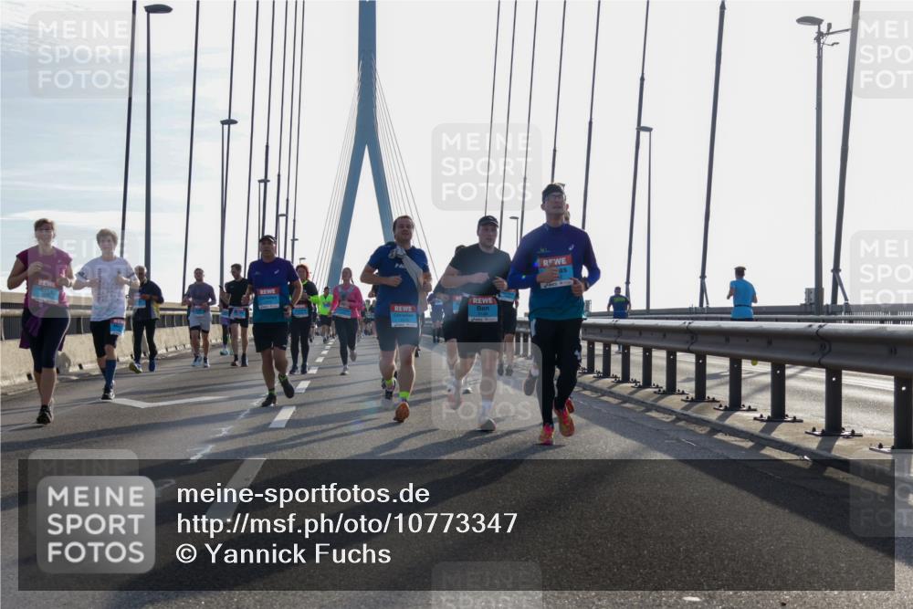 03.10.2026 - Köhlbrandbrückenlauf Yannick Fuchs http://msf.ph/oto/10773347 03.10.2026 09:31:54 Position 1  meine-sportfotos.de