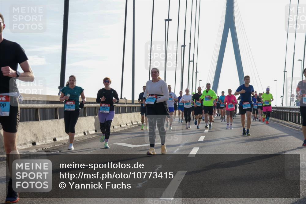 03.10.2026 - Köhlbrandbrückenlauf Yannick Fuchs http://msf.ph/oto/10773415 03.10.2026 09:32:01 Position 1  meine-sportfotos.de