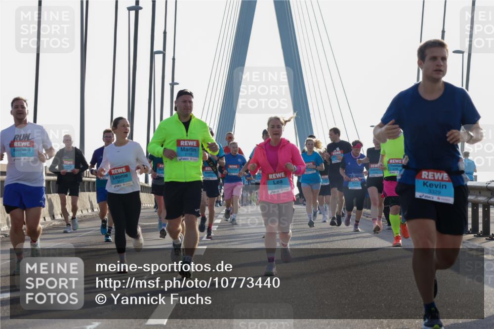 03.10.2026 - Köhlbrandbrückenlauf Yannick Fuchs http://msf.ph/oto/10773440 03.10.2026 09:32:04 Position 1 1740, 2159, 3017, 2806, 2786, 3329 meine-sportfotos.de