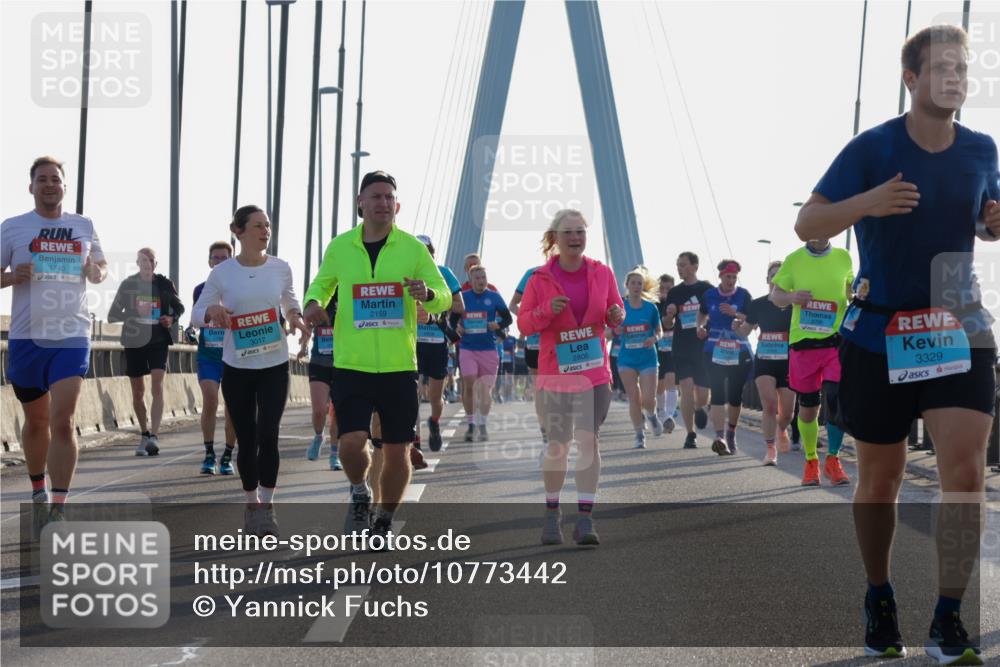 03.10.2026 - Köhlbrandbrückenlauf Yannick Fuchs http://msf.ph/oto/10773442 03.10.2026 09:32:04 Position 1 1740, 2159, 3017, 2806, 3329 meine-sportfotos.de