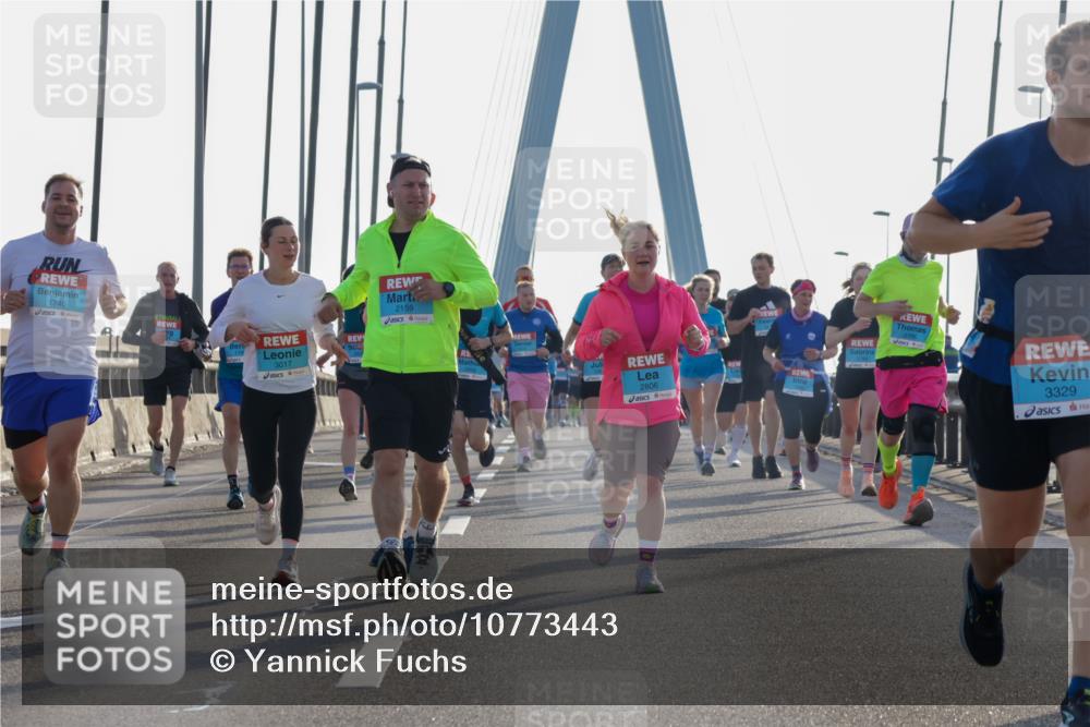 03.10.2026 - Köhlbrandbrückenlauf Yannick Fuchs http://msf.ph/oto/10773443 03.10.2026 09:32:04 Position 1 1740, 3017, 2159, 2806, 3329 meine-sportfotos.de