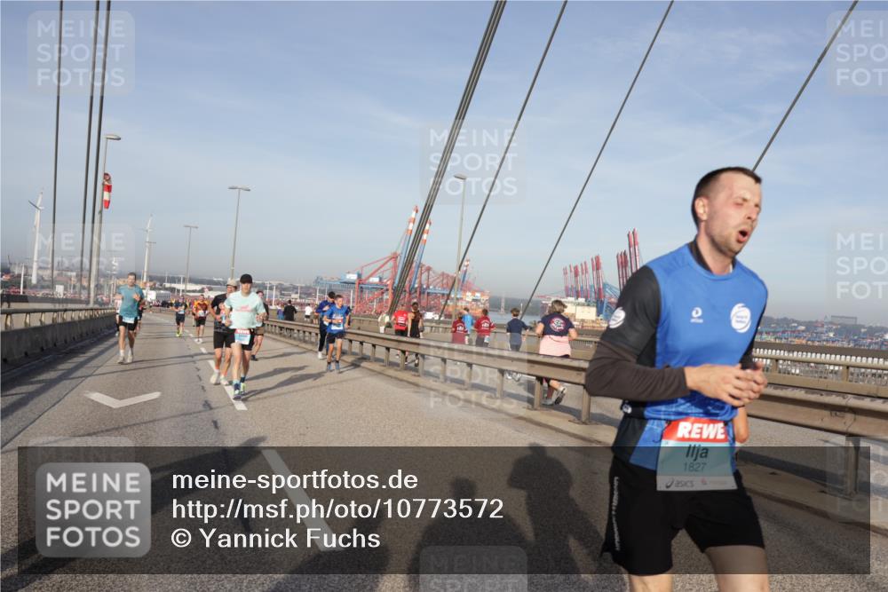 03.10.2026 - Köhlbrandbrückenlauf Yannick Fuchs http://msf.ph/oto/10773572 03.10.2026 09:36:39 Position 2 1827, 10 meine-sportfotos.de