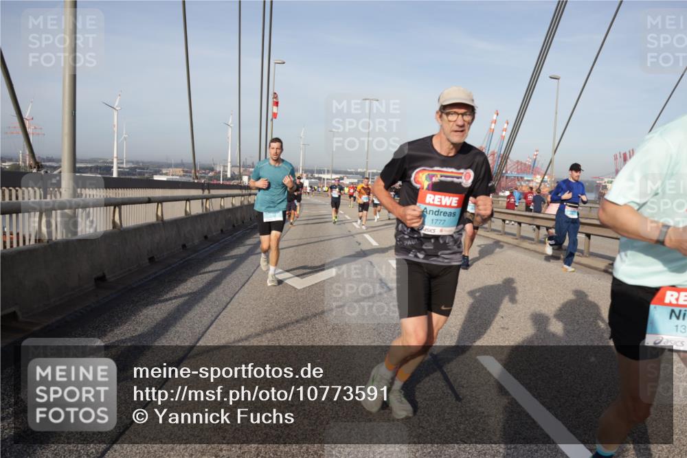 03.10.2026 - Köhlbrandbrückenlauf Yannick Fuchs http://msf.ph/oto/10773591 03.10.2026 09:36:41 Position 2 1777, 13 meine-sportfotos.de