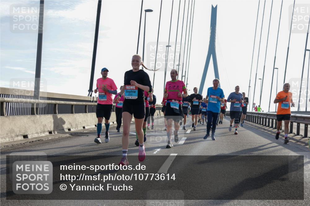 03.10.2026 - Köhlbrandbrückenlauf Yannick Fuchs http://msf.ph/oto/10773614 03.10.2026 09:32:23 Position 1 3292 meine-sportfotos.de