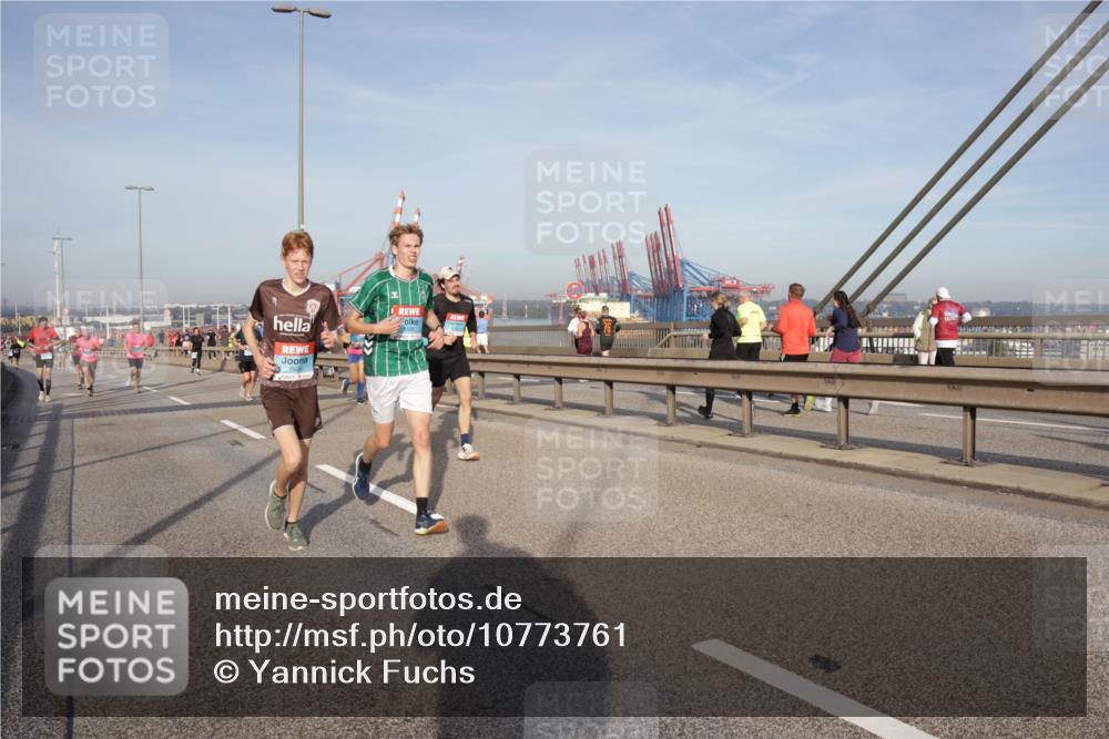 03.10.2026 - Köhlbrandbrückenlauf Yannick Fuchs http://msf.ph/oto/10773761 03.10.2026 09:37:06 Position 2  meine-sportfotos.de