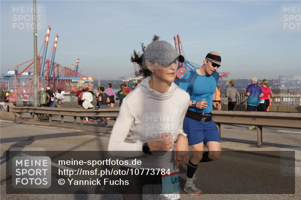 03.10.2026 - Köhlbrandbrückenlauf Yannick Fuchs http://msf.ph/oto/10773784 03.10.2026 09:37:17 Position 2 1234 meine-sportfotos.de
