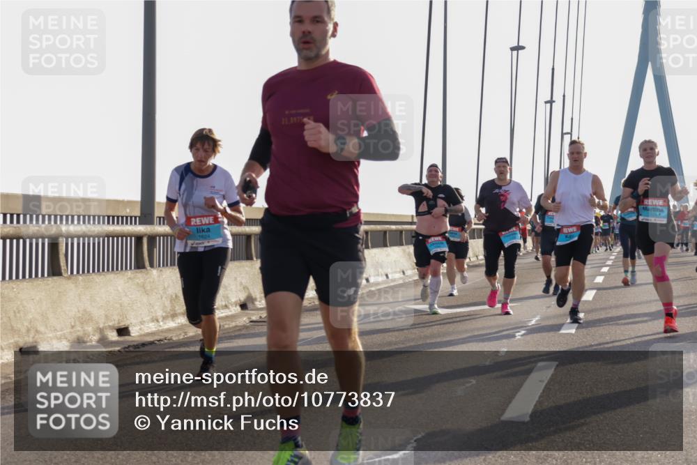 03.10.2026 - Köhlbrandbrückenlauf Yannick Fuchs http://msf.ph/oto/10773837 03.10.2026 09:32:42 Position 1 1624, 21, 4975 meine-sportfotos.de