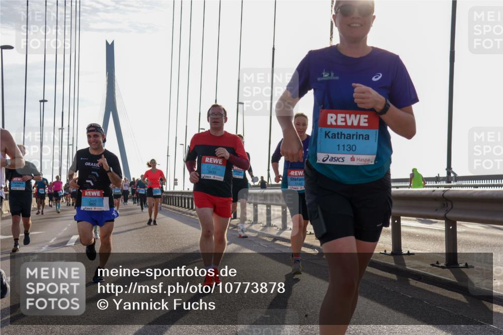 03.10.2026 - Köhlbrandbrückenlauf Yannick Fuchs http://msf.ph/oto/10773878 03.10.2026 09:32:45 Position 1 3835, 1143, 1130, 3865 meine-sportfotos.de