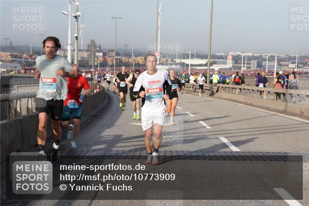 03.10.2026 - Köhlbrandbrückenlauf Yannick Fuchs http://msf.ph/oto/10773909 03.10.2026 09:37:40 Position 2 1476, 475 meine-sportfotos.de