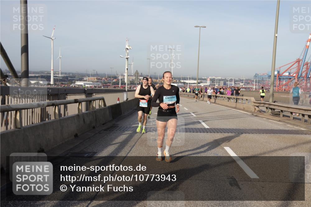 03.10.2026 - Köhlbrandbrückenlauf Yannick Fuchs http://msf.ph/oto/10773943 03.10.2026 09:37:45 Position 2 2319 meine-sportfotos.de