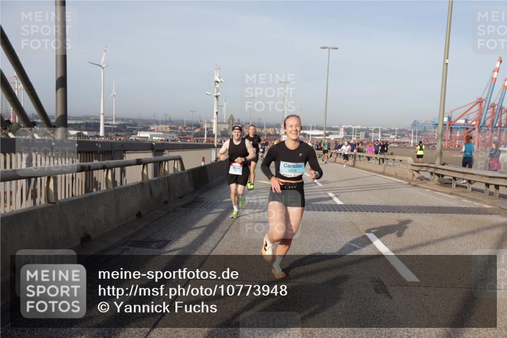 03.10.2026 - Köhlbrandbrückenlauf Yannick Fuchs http://msf.ph/oto/10773948 03.10.2026 09:37:45 Position 2 2319 meine-sportfotos.de