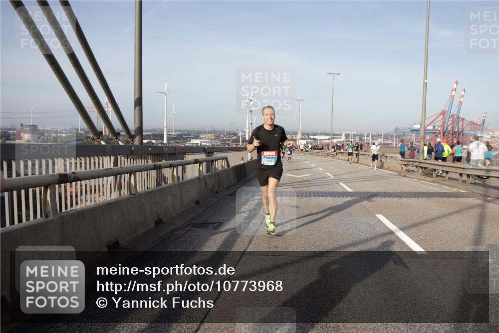 03.10.2026 - Köhlbrandbrückenlauf Yannick Fuchs http://msf.ph/oto/10773968 03.10.2026 09:37:48 Position 2  meine-sportfotos.de