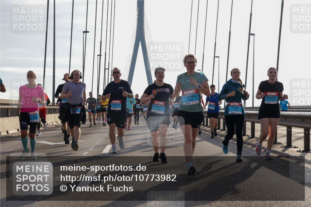 03.10.2026 - Köhlbrandbrückenlauf Yannick Fuchs http://msf.ph/oto/10773982 03.10.2026 09:32:52 Position 1 1783, 2737, 1845, 2746 meine-sportfotos.de