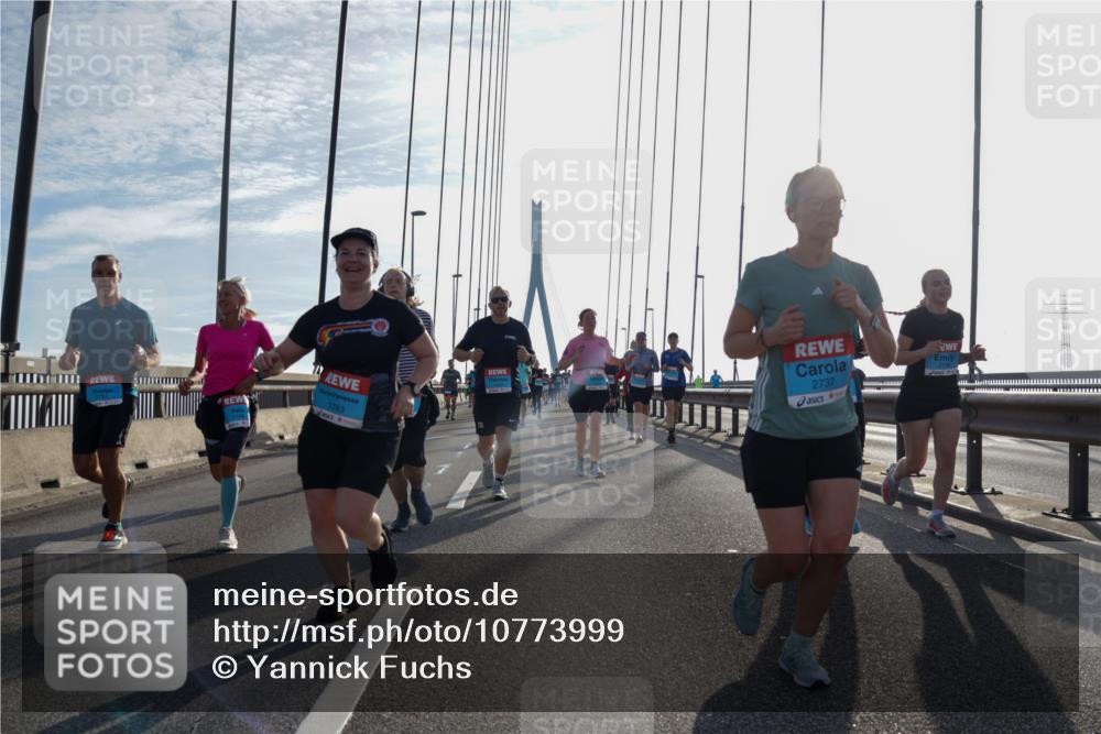 03.10.2026 - Köhlbrandbrückenlauf Yannick Fuchs http://msf.ph/oto/10773999 03.10.2026 09:32:54 Position 1 1783, 2737 meine-sportfotos.de