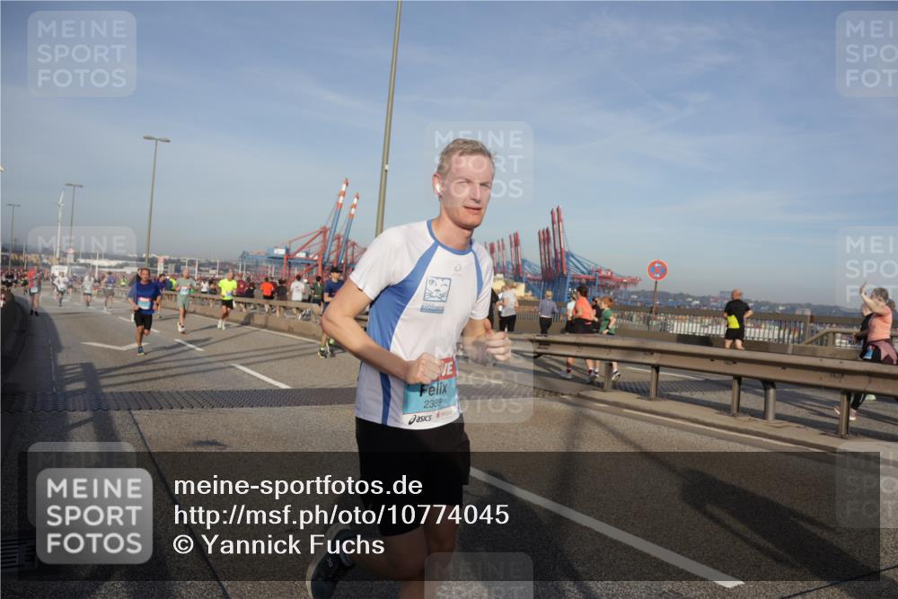 03.10.2026 - Köhlbrandbrückenlauf Yannick Fuchs http://msf.ph/oto/10774045 03.10.2026 09:38:01 Position 2 2389 meine-sportfotos.de