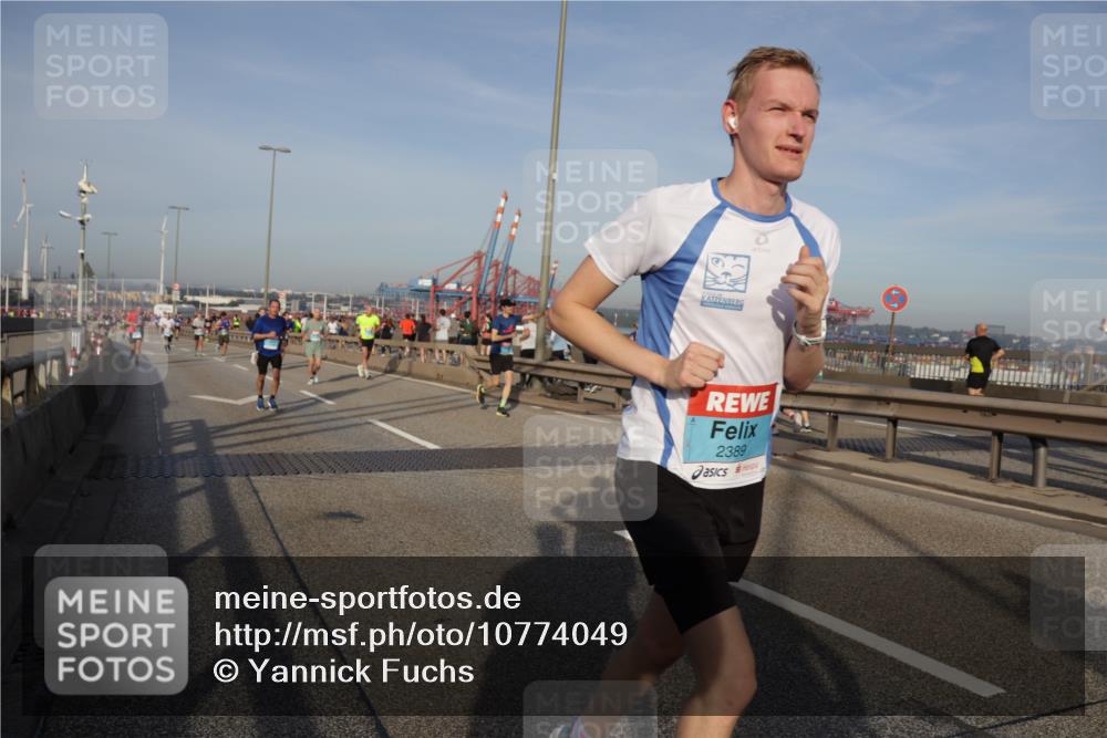 03.10.2026 - Köhlbrandbrückenlauf Yannick Fuchs http://msf.ph/oto/10774049 03.10.2026 09:38:01 Position 2 2389 meine-sportfotos.de